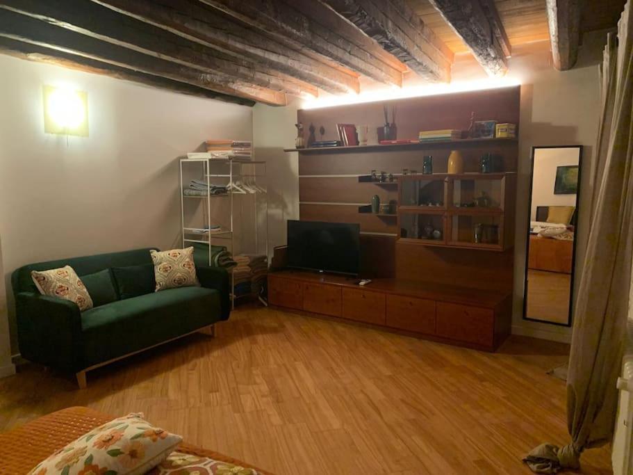 Apartment Al Capitello Apt, 5 Minutes From Airport